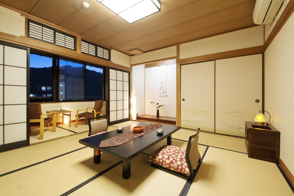 Kotobukiso Hotel Shin'onsen Luaran gambar